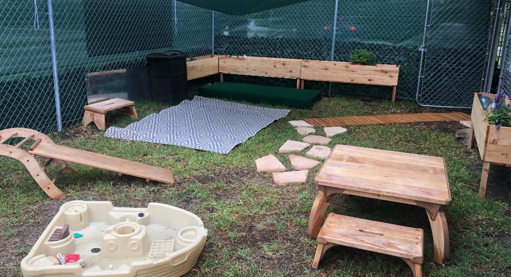 image-936854-infant_yard_set_up-e4da3.w640.jpg